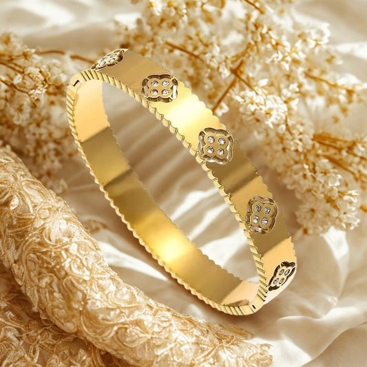 Handcuff #4758069