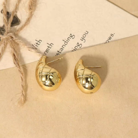 Earring #4925086